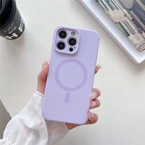 Funda Magnética de Silicona Líquida de Alta Calidad para Teléfono, Funda con Cargador Inalámbrico para iPhone 16 Pro Max, 16 Plus, 16 Pro, 15, 14, 13 - Product Image 6