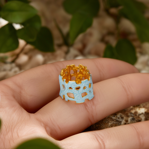 Bague tendance en acier inoxydable 316L plaqué or PVD avec incrustation de perle en émail bleu clair et bande réglable - Product Image 3