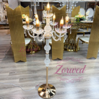 Vente en gros : Lampe de chemin lumineuse à 7 têtes en acrylique pour événements, mariages, scènes, décoration de couloirs et aménagement de lieux de fête