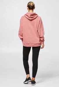 Sweat à capuche oversize pour femme en fibre de bambou 100% tissée, teint en pièce, pour l'hiver, les activités décontractées et les activités de plein air, avec logo imprimé en relief - Product Image 5