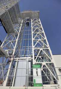 Lift penumpang konstruksi kapasitas 20 orang, tinggi 100m, kabin nyaman, Ideal untuk proyek pencakar langit - Product Image 2