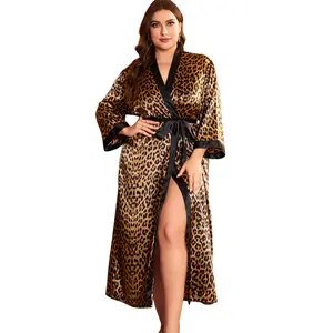 Trung Quốc Nhà Máy Tùy Chỉnh Thiết Kế Bán Buôn Áo Choàng Tắm Satin Mềm Leopard In Áo Mùa Hè Nữ Cộng Với Kích Thước Lụa Satin Áo Choàng Sexy