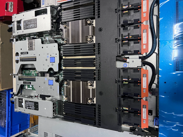 Excellent Performance PowerEdge R650 1U Dual Rack Mounted Server with 32GB Memory and 2 CPUs