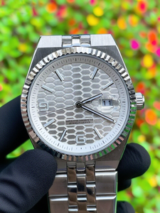 Montre de style Deep Sea pour homme de la série Land Diver avec mouvement mécanique automatique 2813 Triple A Rep - Product Image 3