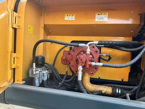 Excavadora hidráulica sobre orugas Hyundai 305LC-9 de 30 toneladas de alta calidad utilizada en buenas condiciones, componentes básicos, bomba de caja de cambios de motor PLC - Product Image 2