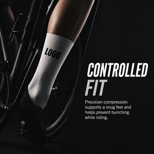 Chaussettes de cyclisme en laine mérinos avec logo personnalisé, chaussettes de sport respirantes de haute qualité pour hommes et femmes, chaussettes thermiques - Product Image 1