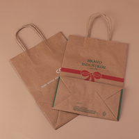 Sacs en papier kraft écologiques OEM/ODM avec poignées torsadées pour l'emballage du café et des aliments