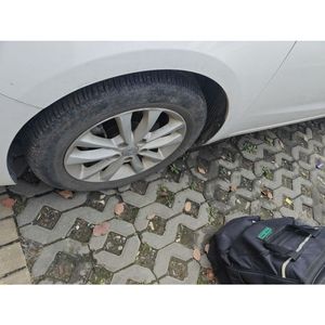 Auto Usata Guazi 2016 K3 Consegna Puntuale Motore a Combustione a Benzina Manuale 5 Posti Berlina Guida a Sinistra Rapporto di Ispezione - Product Image 4