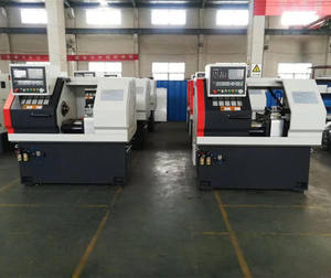 Torno CNC de Alta Resistencia CK6130 Fabricado en China con 2 Años de Garantía y Funciones Automáticas en Venta - Product Image 5