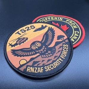 À la mode personnalisé rond en relief en <span class=keywords><strong>plastique</strong></span> <span class=keywords><strong>Badge</strong></span> lavable transfert de chaleur vêtements étiquette sérigraphie pour sacs vêtements - Product Image 5