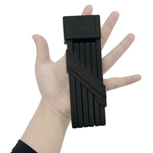 Candado de cadena plegable resistente a los rayos UV y a la corrosión para viajeros urbanos, compatible con bicicletas plegables y patinetes de pie. - Product Image 6