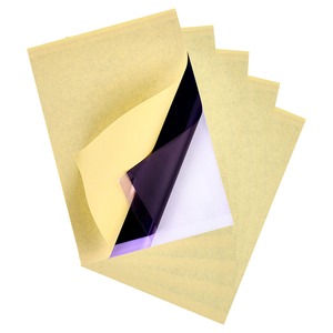 Papier <span class=keywords><strong>de</strong></span> transfert <span class=keywords><strong>de</strong></span> <span class=keywords><strong>tatouage</strong></span> <span class=keywords><strong>de</strong></span> copie <span class=keywords><strong>carbone</strong></span> A4 précis en usine facile à imprimer 50 feuilles par boîte accessoire <span class=keywords><strong>de</strong></span> maquillage permanent en plastique - Product Image 2