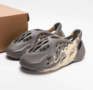 New Arrivals Summer Yeezy Foam Runner With Box Shoe High Quality Men Yeezy Foam Runner Vermillion