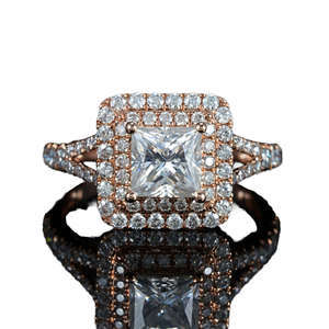 Anillo de Compromiso de Moissanita con Corte Princesa Chapado en Oro Rosa con Diseño Halo, Certificado GRA, Anillo Personalizado con Forma Elegante - Product Image 2