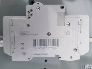 وحدة تحكم برمجة Plc 3 قطب M9F43301 متعددة 9 C60 BP 480Y/144 V - Product Image 2