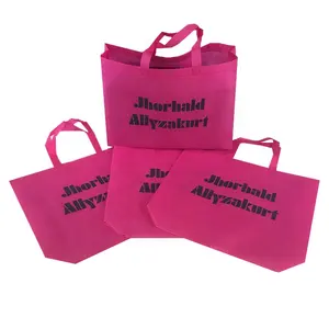 सस्ते पुन: प्रयोज्य लोगो मुद्रित गहरे गुलाबी गैर बुना शॉपिंग परिधान बैग संभाल के साथ