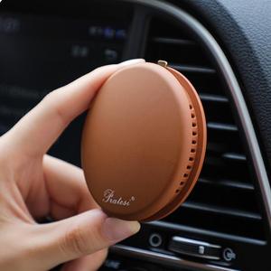 Diffuseur d'arômes pour <span class=keywords><strong>voiture</strong></span> Sortie d'air Parfum haut de gamme Hommes Femmes Long-lasting Aroma Car Interior Aroma Gift - Product Image 3