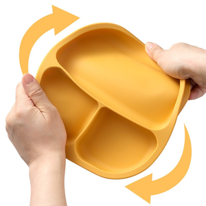 Vente en gros <span class=keywords><strong>de</strong></span> contenants <span class=keywords><strong>de</strong></span> rangement carrés en silicone mignons à 3 compartiments, sûrs et réutilisables, assiette à dîner <span class=keywords><strong>pour</strong></span> enfants <span class=keywords><strong>pour</strong></span> l'utilisation alimentaire dans la cuisine - Product Image 3