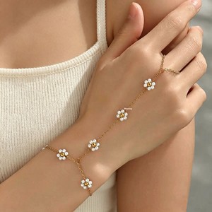 Pulsera <span class=keywords><strong>de</strong></span> Cadena para el Dedo con Trébol <span class=keywords><strong>de</strong></span> Tres Capas <span class=keywords><strong>de</strong></span> <span class=keywords><strong>Acero</strong></span> <span class=keywords><strong>Inoxidable</strong></span> Chapado en Oro PVD <span class=keywords><strong>de</strong></span> 18k con Zirconia, Joyería Impermeable <span class=keywords><strong>de</strong></span> Moda - Product Image 3