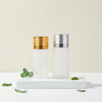 Flacons compte-gouttes cylindriques en verre dépoli transparent de 10 ml avec bouchon à vis et estampage doré pour huiles essentielles, sérums de soin, crèmes visage et diffuseurs – En stock