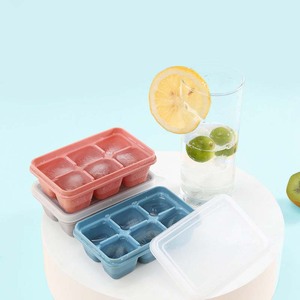 Molde de bandeja de cubitos de hielo de plástico de grado alimenticio portátil con tapa logotipo personalizado reutilizable, caja para hacer helados cuadrada <span class=keywords><strong>mini</strong></span> bonita al por mayor - Product Image 6