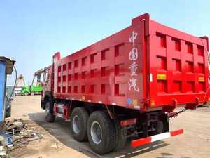 Camión Volquete Usado en Venta, HOWO 6*4, Precio Económico, Excelente Rendimiento - Product Image 3