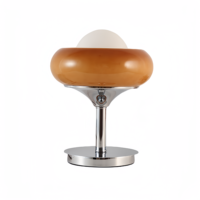 Lampe de table en verre à tarte aux oeufs postmoderne avec abat-jour créatif de conception de Bauhaus de luxe pour alimentation ca de chambre à coucher de salon