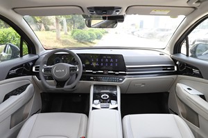 Nouveau véhicule 2025 KIA <span class=keywords><strong>Sportage</strong></span> 1.5T FWD 5 places essence SUV haut de gamme avec toit ouvrant panoramique 360 °   Imagerie panoramique - Product Image 5
