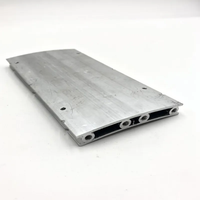 Plaque de refroidissement pour batterie série 6000 avec tubes en cuivre et services de cintrage et de soudage