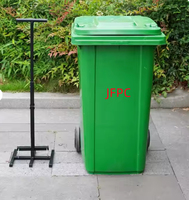 Compacteur de déchets manuel en fer Poubelle à roulettes en acier inoxydable Compacteur de déchets respectueux de l'environnement Brochage