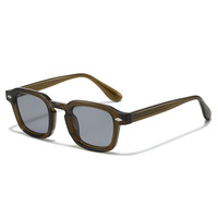 Montures de lunettes de soleil tendance pour jeunes filles, polarisées UV400, fabriquées en Chine, lunettes de soleil carrées durables en TR90 pour femmes