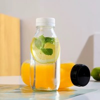 Bouteille en verre carrée de 500 ml/1000 ml avec bouchon à vis pour l'emballage du vin, des spiritueux neutres et de la tequila, sérigraphiée et estampillée à l'or