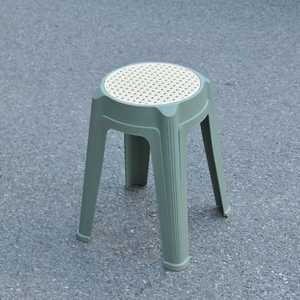 Tabouret rond empilable avec siège en plastique durable, design simple et léger - Product Image 5