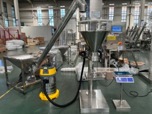 La velocidad de alimentación es de 2-6 metros cúbicos/hora y el silo está equipado con un vibrador para que la alimentación sea más suave - Product Image 5