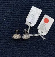 Großhandel 925 Silber Funkelnde Sechsblättrige Blumen-Ohrringe als Feiertagsgeschenk für Freundinnen und Damen-Ohrringe