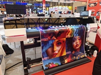 Última Actualización: Impresora UV Roll-to-Roll Locor de 1800mm con Cabezal I3200 para Vinilo, Papel Fotográfico, Gráficos para Ventanas y Plotter de Impresión de Pegatinas