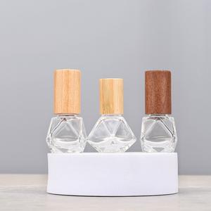 <span class=keywords><strong>Precio</strong></span> de fábrica 8 ml Mini botella de <span class=keywords><strong>perfume</strong></span> de vidrio Portable Roll-On Essence Oil Container Serum Packaging - Product Image 1