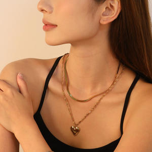 Collar con Colgante de Corazón y Diamantes de Acero Inoxidable para Mujer, Estilo Europeo Americano, Cadena de Bambú, Chapado en Oro de 18K - Product Image 4