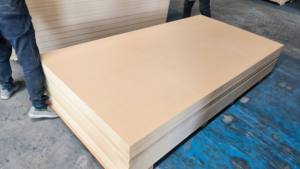Chất lượng cao bán buôn tùy biến 15 mét <span class=keywords><strong>MDF</strong></span> không thấm nước 1220*2440 Chất lượng cao nguyên <span class=keywords><strong>MDF</strong></span> <span class=keywords><strong>Board</strong></span> - Product Image 3
