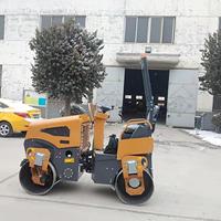Compacteur vibrant mini de 1,5 tonne, rouleau à asphalte à double tambour, rouleau compresseur routier avec moteur Kubota