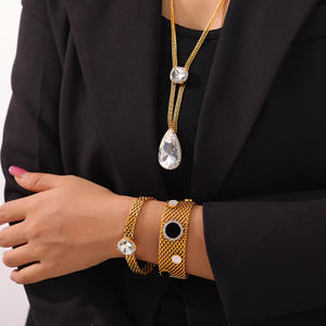 Conjunto de Collar y Pulsera de Acero Inoxidable con Incrustaciones de Circonita, Estilo Europeo Americano, Chapado en Plata/Oro HWASAN, Geométrico - Product Image 4