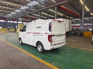Nouveau camion frigorifique Changan diesel Euro5 à transmission manuelle pour légumes et glaces à basse température - Product Image 3