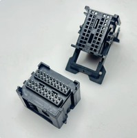 2479189-1/2479186-1 Boîtier de connecteur automobile en laiton à 40 broches, inserts de borne, coque de fiche, stock 1.5A 12V