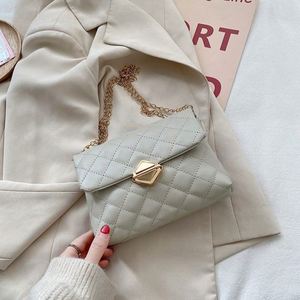 Sacs à main pour femmes <span class=keywords><strong>pas</strong></span> chers, sacs mignons personnalisables, sacs à main <span class=keywords><strong>fantaisie</strong></span> pour femmes avec chaîne, sacs à main 6 couleurs, sacs à bandoulière décontractés, sacs fourre-tout pour le shopping - Product Image 6