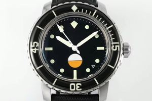 Nuevo Reloj Mecánico Automático de Alta Calidad con Esfera de 40 mm, Acero Inoxidable 904L de Alta Calidad, Movimiento ETA 1151, Reloj de Buceo - Product Image 2