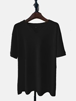 DAN1111-Kaos Pria dengan Kerah Bulat dan Model Off Shoulder yang Terlihat Usang