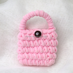 Mini bolsas de almacenamiento de llaves de ganchillo hechas a mano, bonitas monederos de cumpleaños Art <span class=keywords><strong>Deco</strong></span>, estuches para auriculares para hombres, bolso de mano hecho con leche - Product Image 6