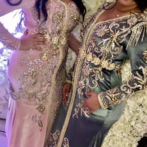 Robe caftan de demoiselles d'honneur de luxe avec longueur de plancher et travail Zardozi lourd pour les mariages et les fêtes - Product Image 3