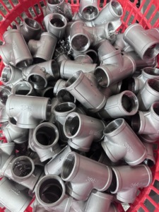 Raccord en T égal en acier inoxydable 304, filetage femelle BSPT, raccord de tuyauterie à 3 voies, résistant à la corrosion pour les conduites de yachts marins - Product Image 6
