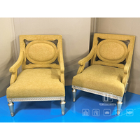 Fauteuil d'appoint de luxe de haute qualité avec dossier ovale découpé, en tissu jaune rembourré, pour salon